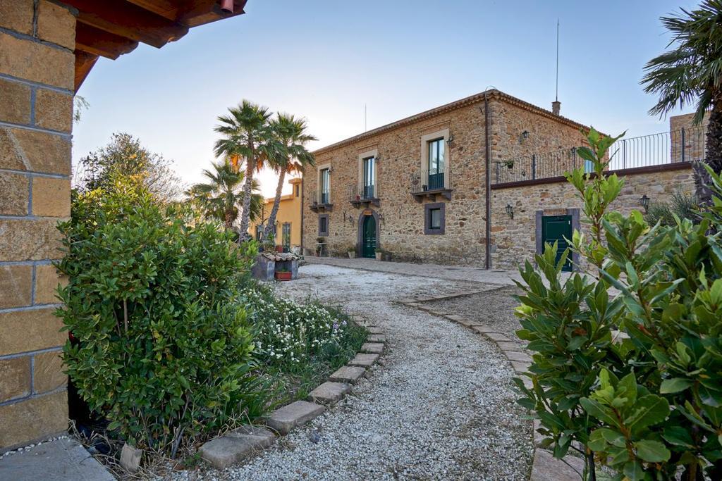 Villa Agriturismo Conte Ruggero Centuripe Exterior foto