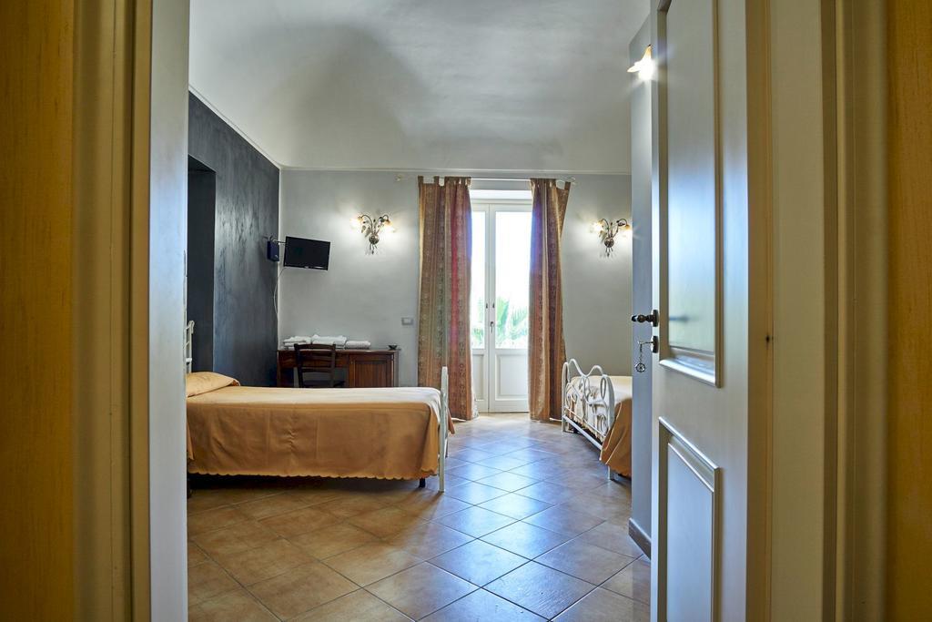 Villa Agriturismo Conte Ruggero Centuripe Exterior foto