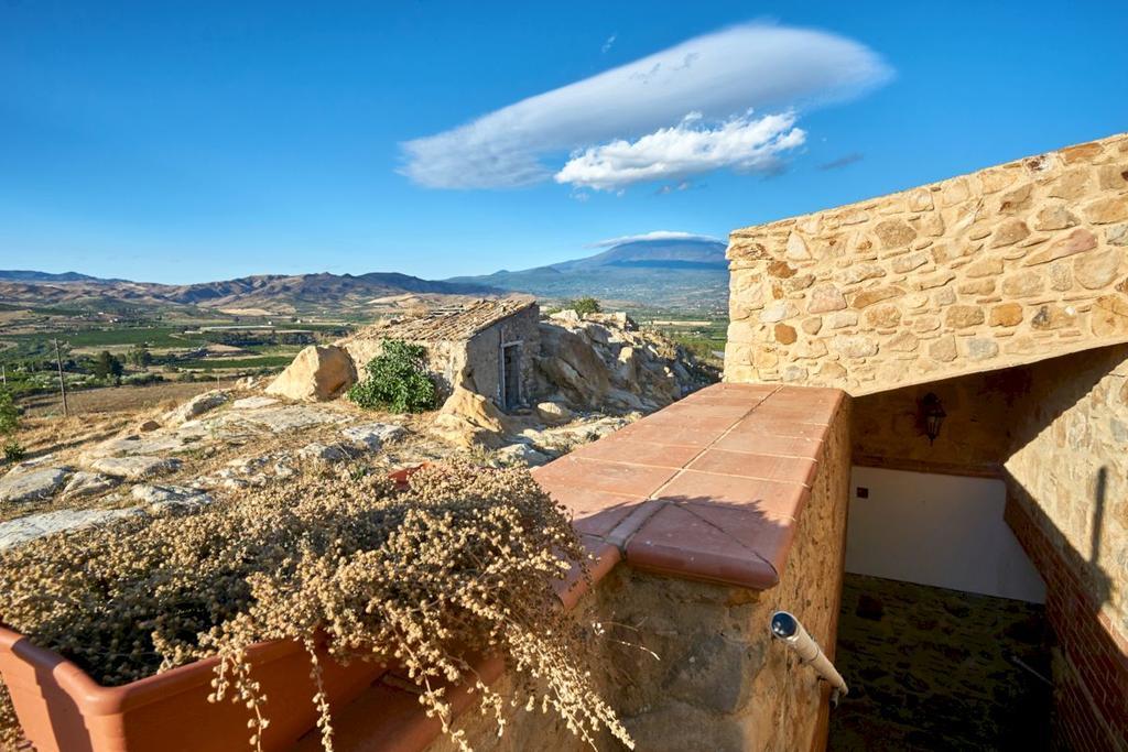 Villa Agriturismo Conte Ruggero Centuripe Exterior foto